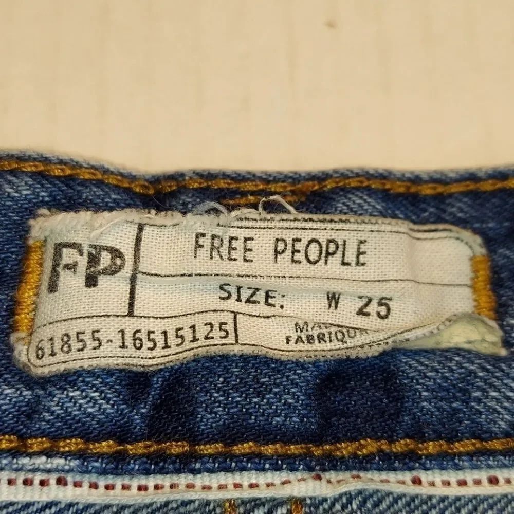 Free People Button Fly High-rise Cut Off Shorts 25 - Picture 3 of 6